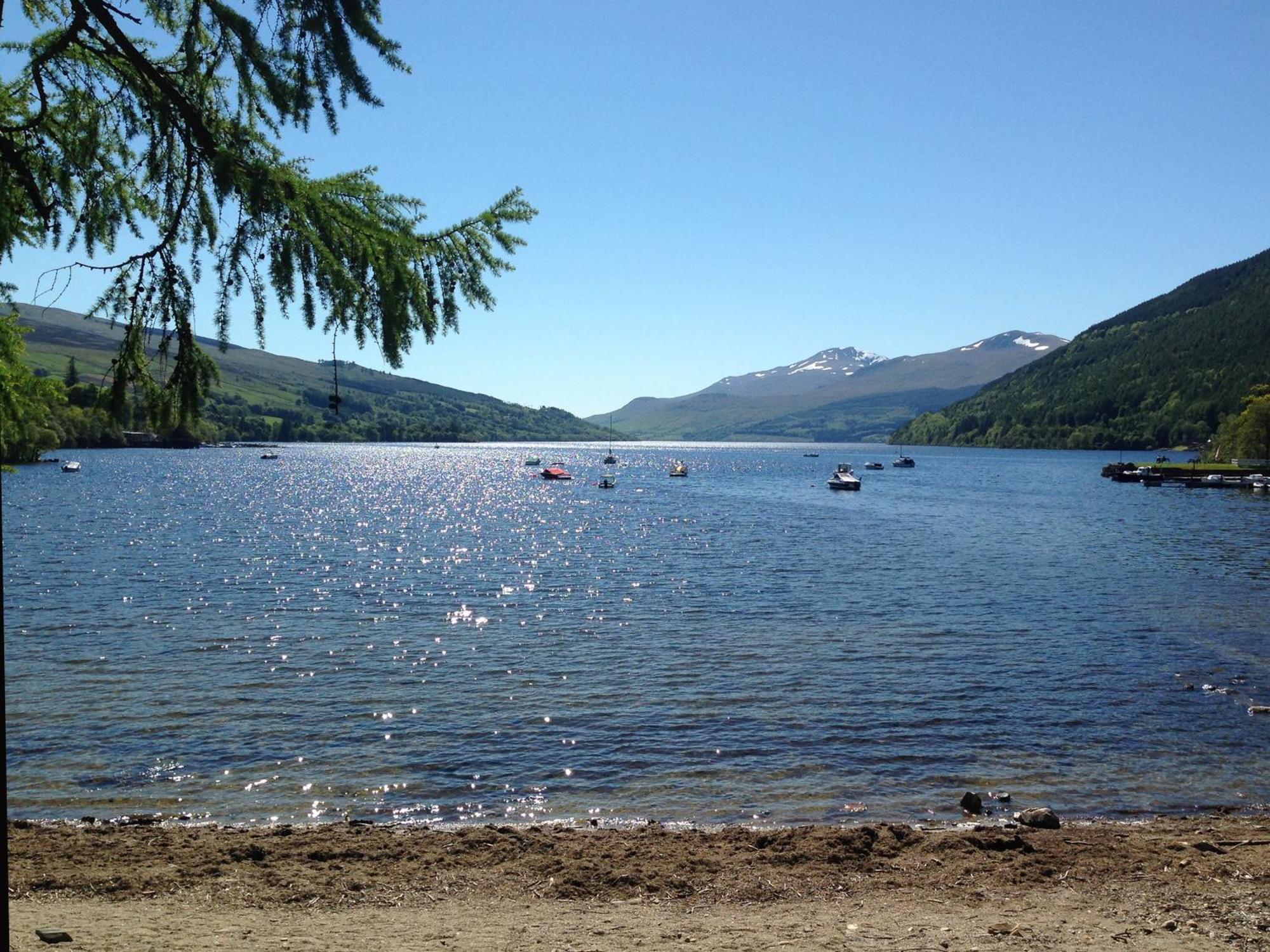 Bracken Lodges, Loch Tay, Linnie Lodge Aberfeldy Esterno foto