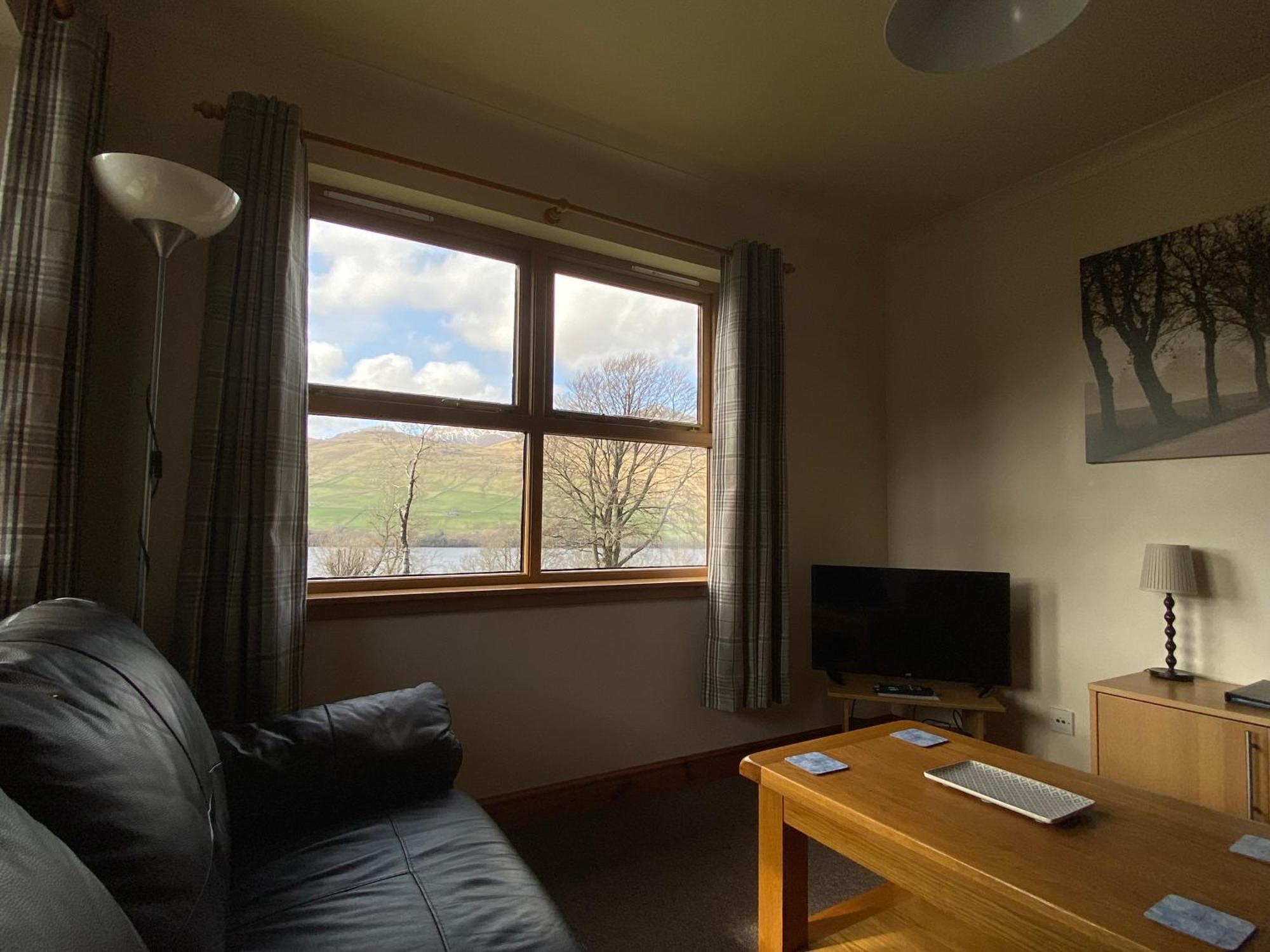 Bracken Lodges, Loch Tay, Linnie Lodge Aberfeldy Esterno foto